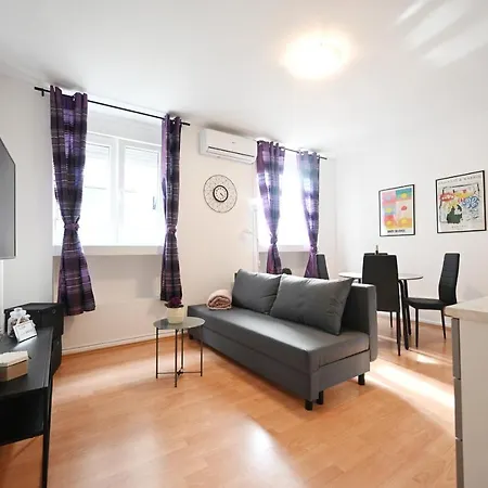 Mia Apartman Zára